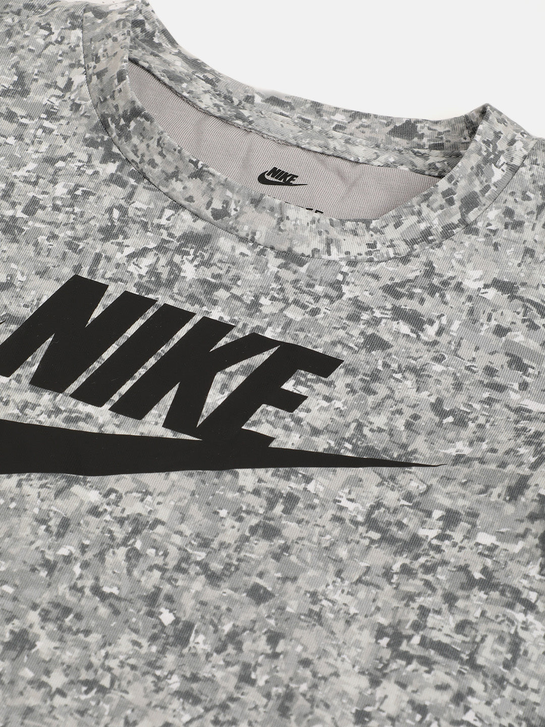 Nike Script Swoosh Toss Print T-Shirt T Shirt Nike   