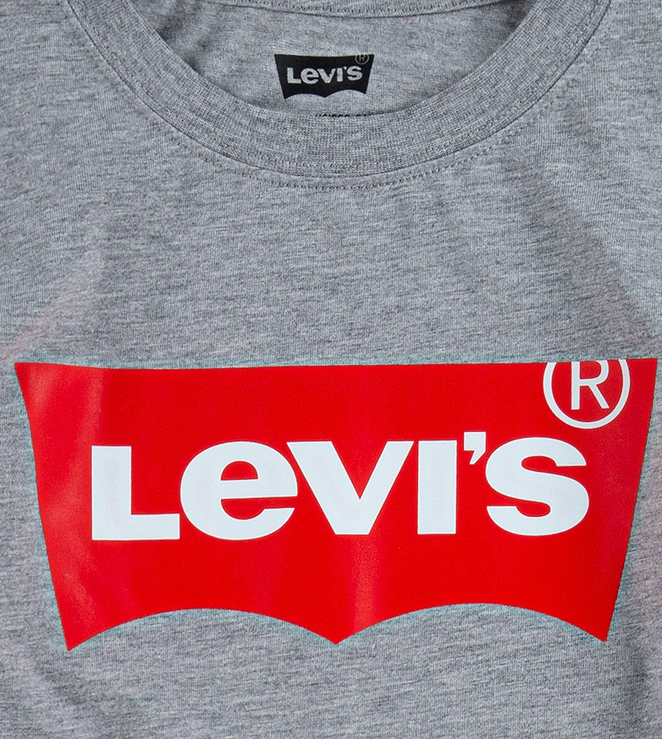 Levi's® Long Sleeve Batwing Logo T-Shirt T Shirt Levi's   